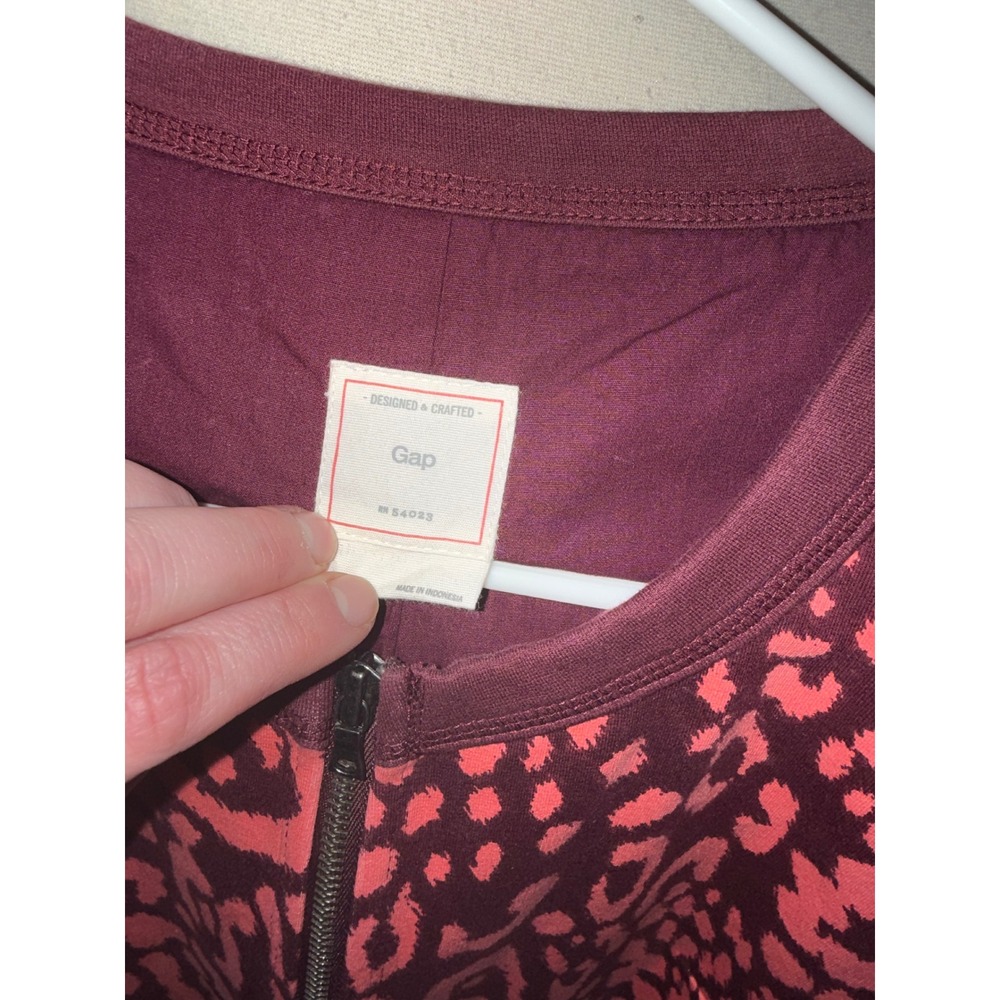 Gap Women Leopard Print Bomber Jacket Burgundy Pink Zip Front‎ Casual Size 6 - Picture 2 of 8